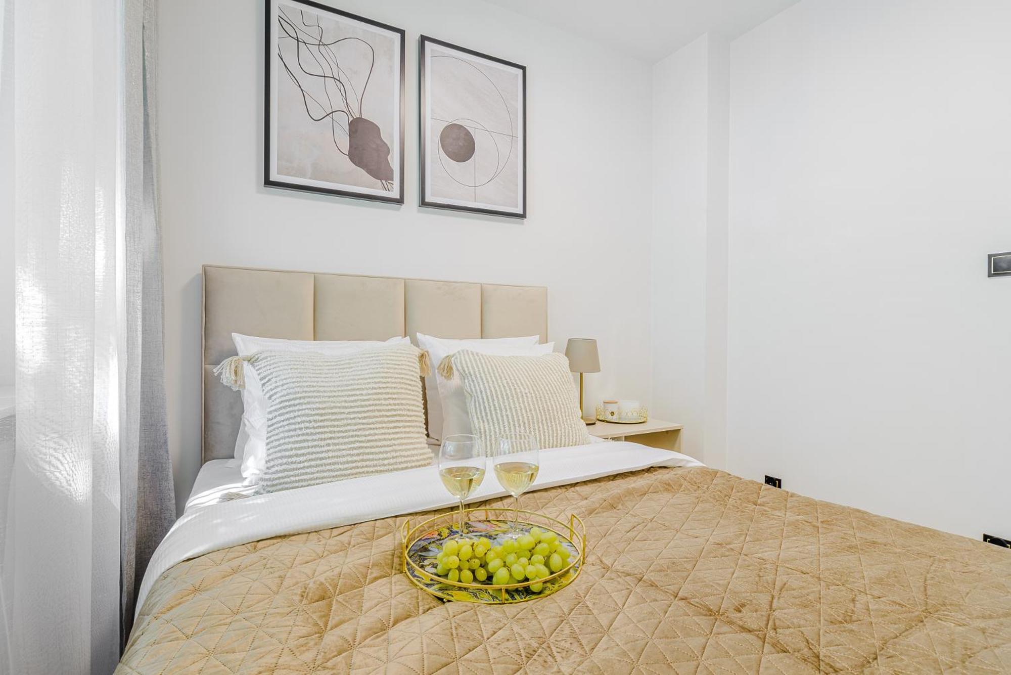 Apartament Lumina Lux With A Balcony Near Palace Of Culture And Science Warszawa