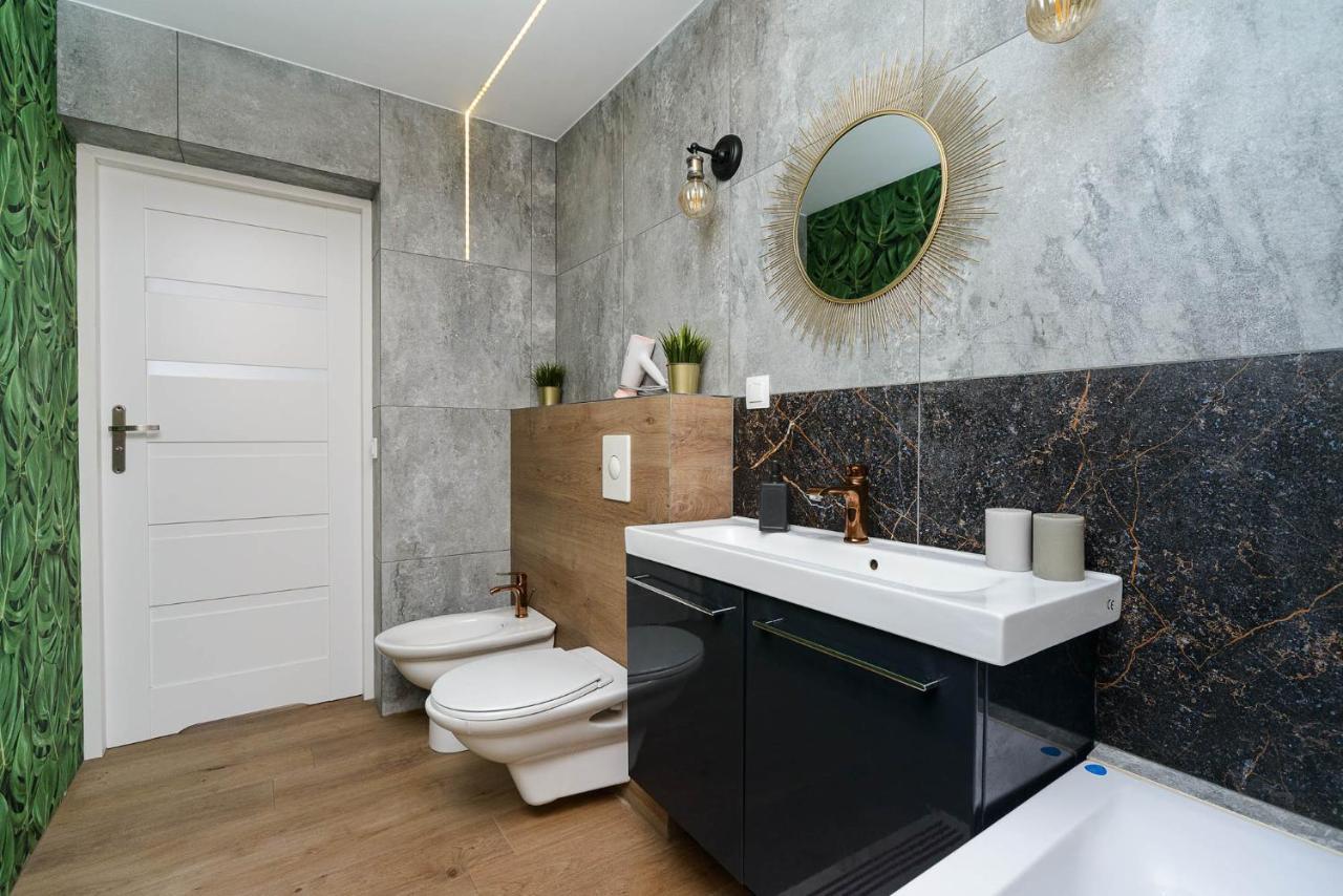 Apartment Lumina Lux With A Balcony Near Palace Of Culture And Science *